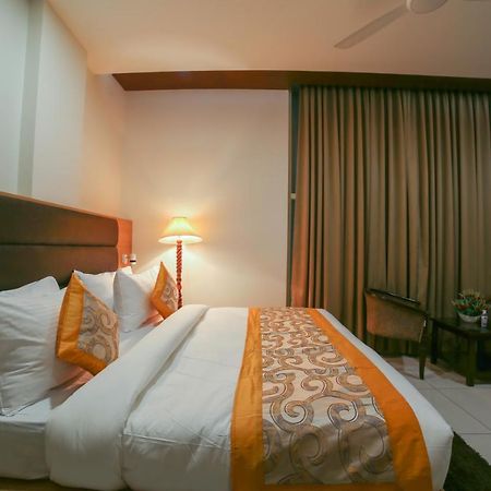 Hotel Grand Regency By Jmd Group Near Delhi Igi Airport New Delhi Bagian luar foto