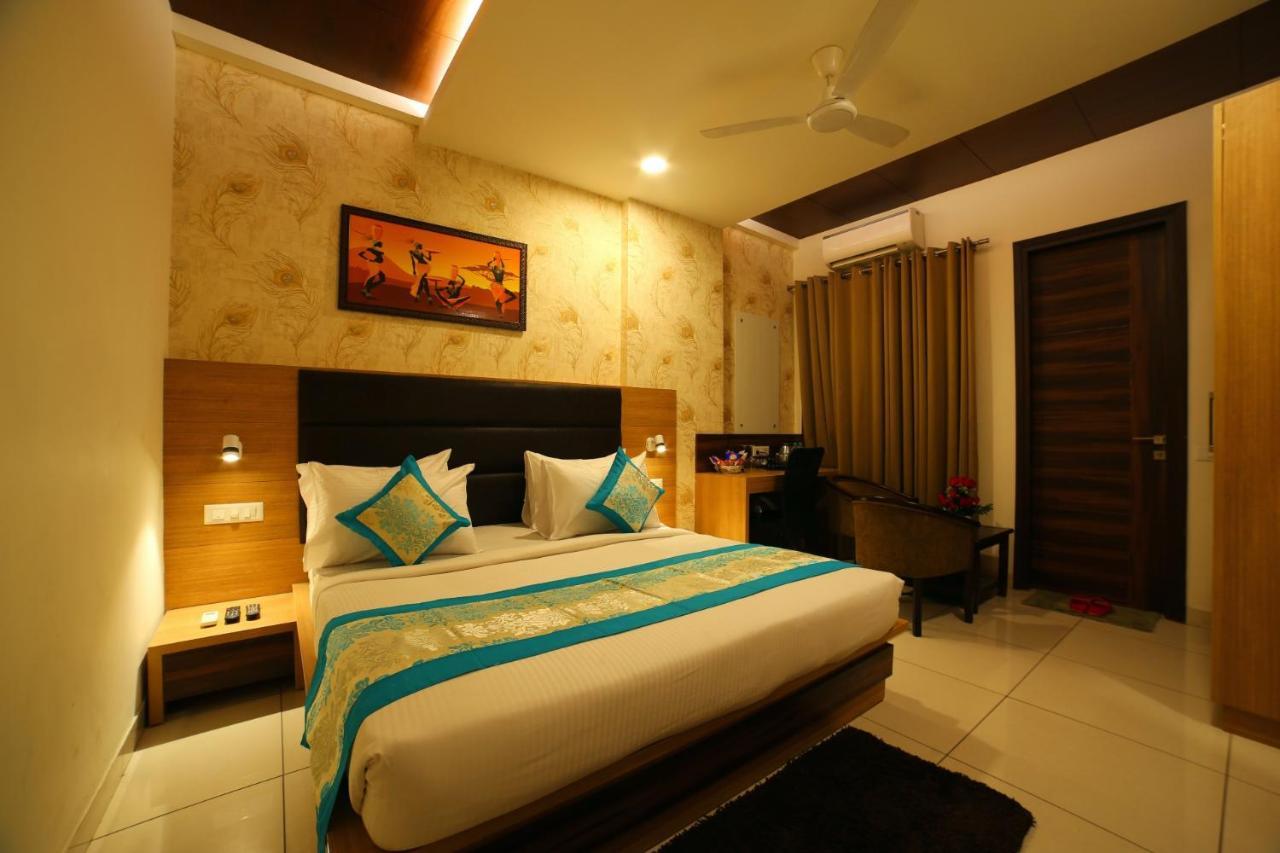 Hotel Grand Regency By Jmd Group Near Delhi Igi Airport New Delhi Bagian luar foto