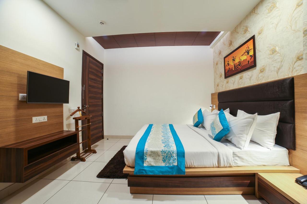 Hotel Grand Regency By Jmd Group Near Delhi Igi Airport New Delhi Bagian luar foto