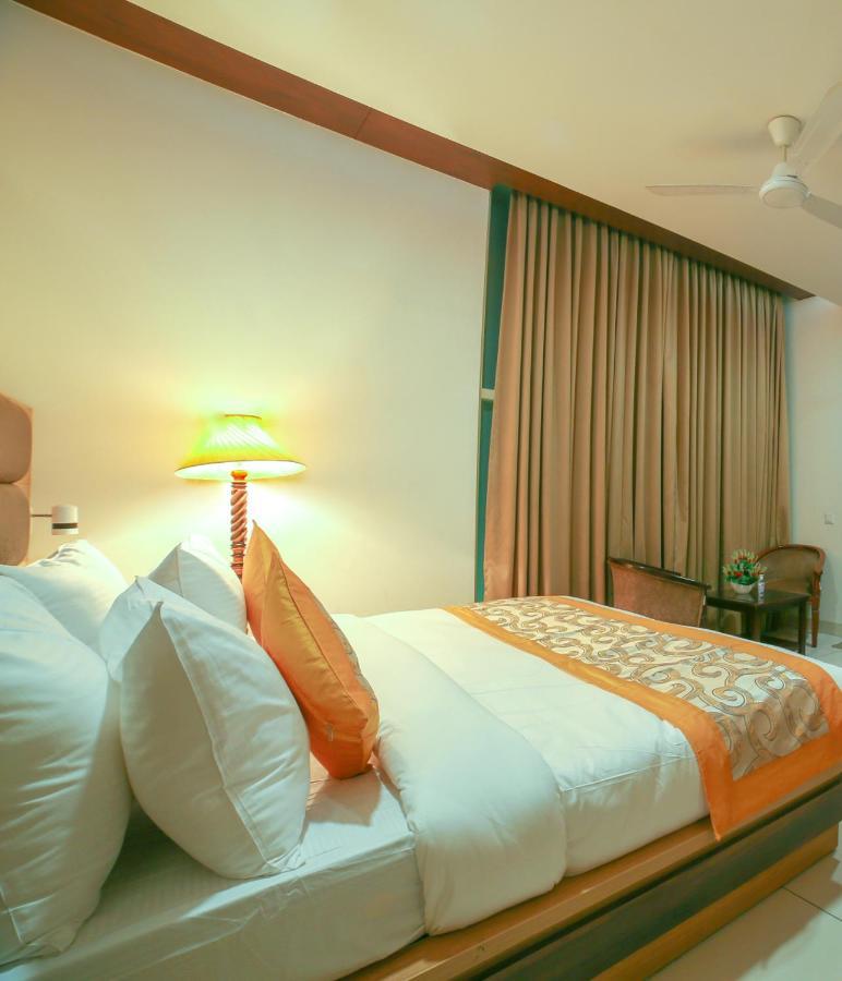 Hotel Grand Regency By Jmd Group Near Delhi Igi Airport New Delhi Bagian luar foto