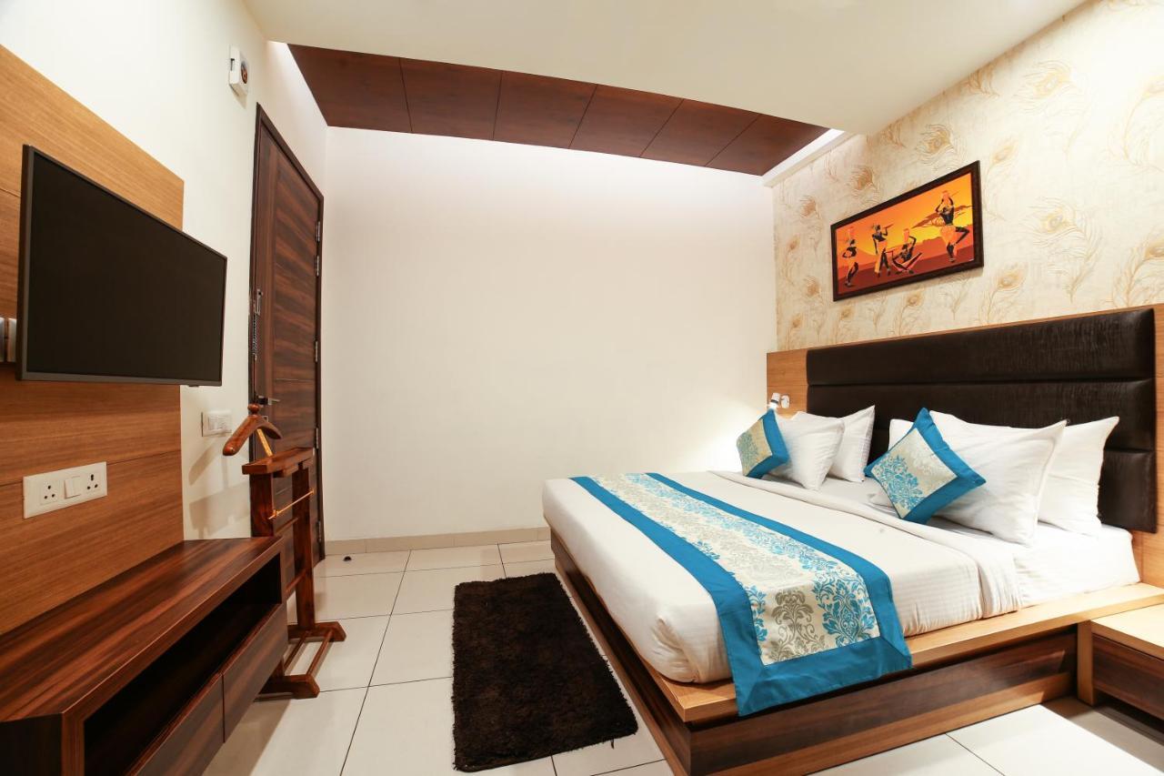 Hotel Grand Regency By Jmd Group Near Delhi Igi Airport New Delhi Bagian luar foto